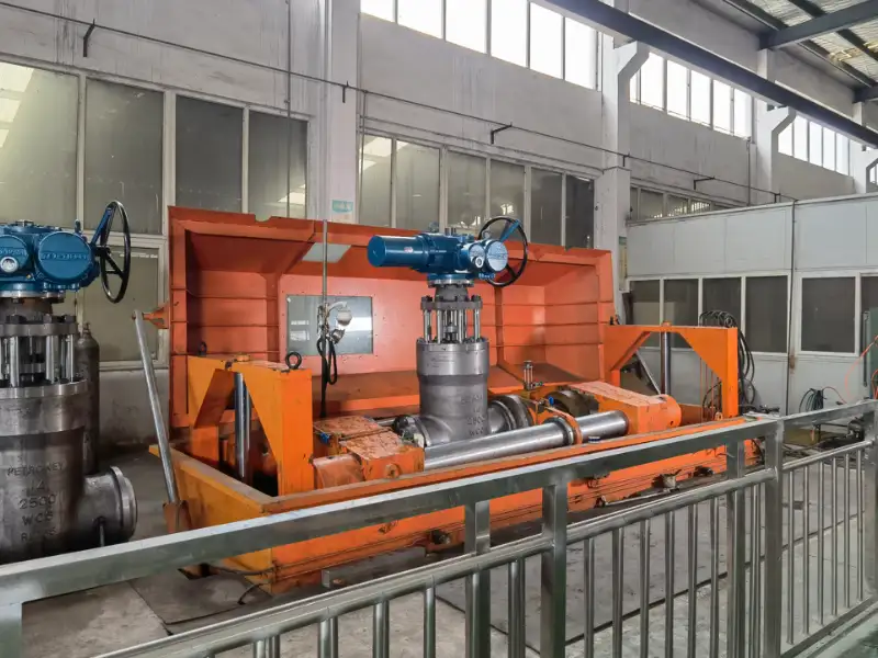 12 High-pressure testing device